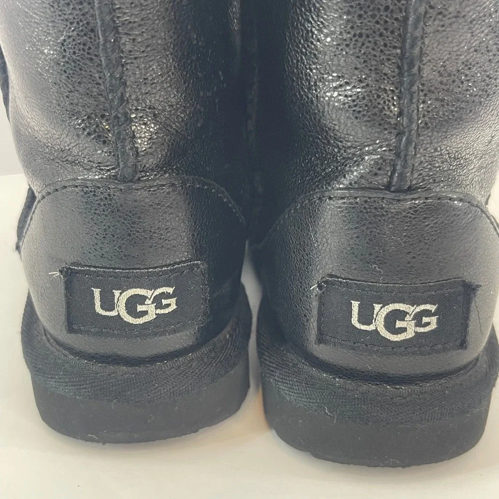 UGG Kids Fairy Sparkle‎ Boots Black Glitter Sheepskin Lined Size 10 Youth